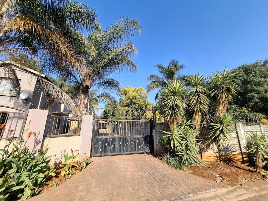 3 Bedroom Property for Sale in Waterval East North West